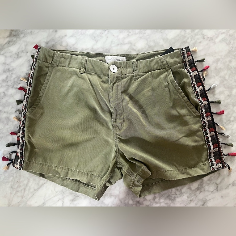 Zara Khaki Women's Cargo Shorts with Embroidered Sides
